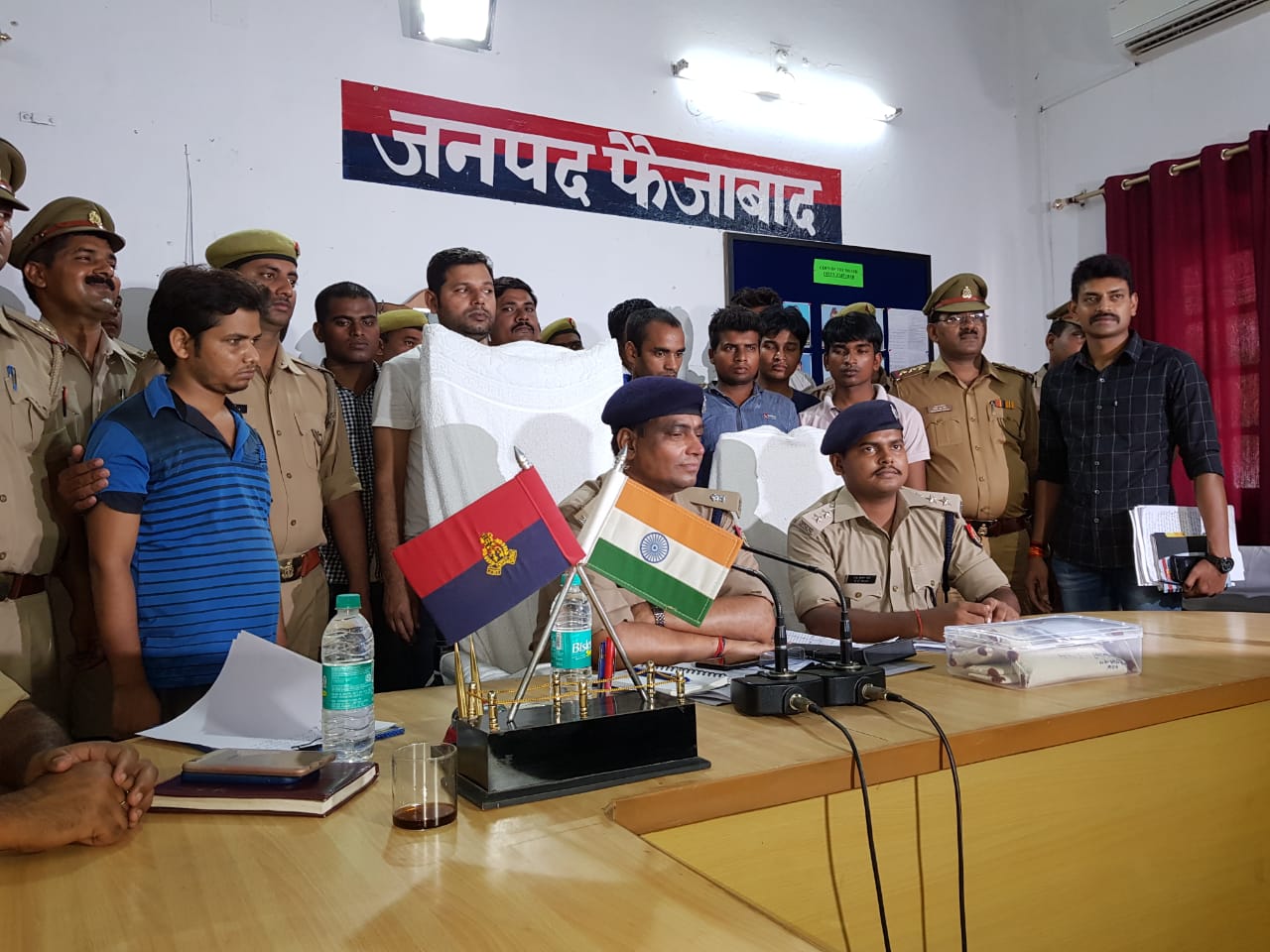 पुलिस भर्ती परीक्षा में नकल कराने वाले गिरोह का पर्दाफाश