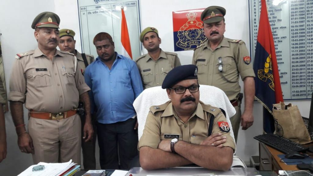 पुलिस मुठभेड़ में लुटेरा गिरफ्तार, SSP ने पुलिस, टीम को दिया इनाम