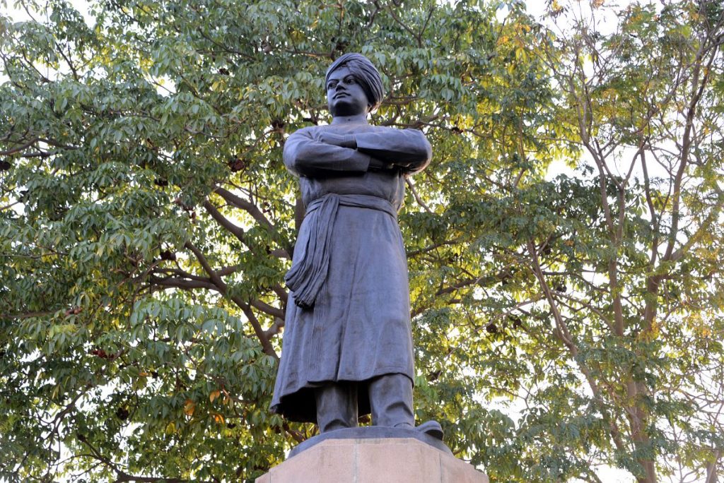 35 foot high swami-vivekananda statue in ayodhya vivek srishti campus