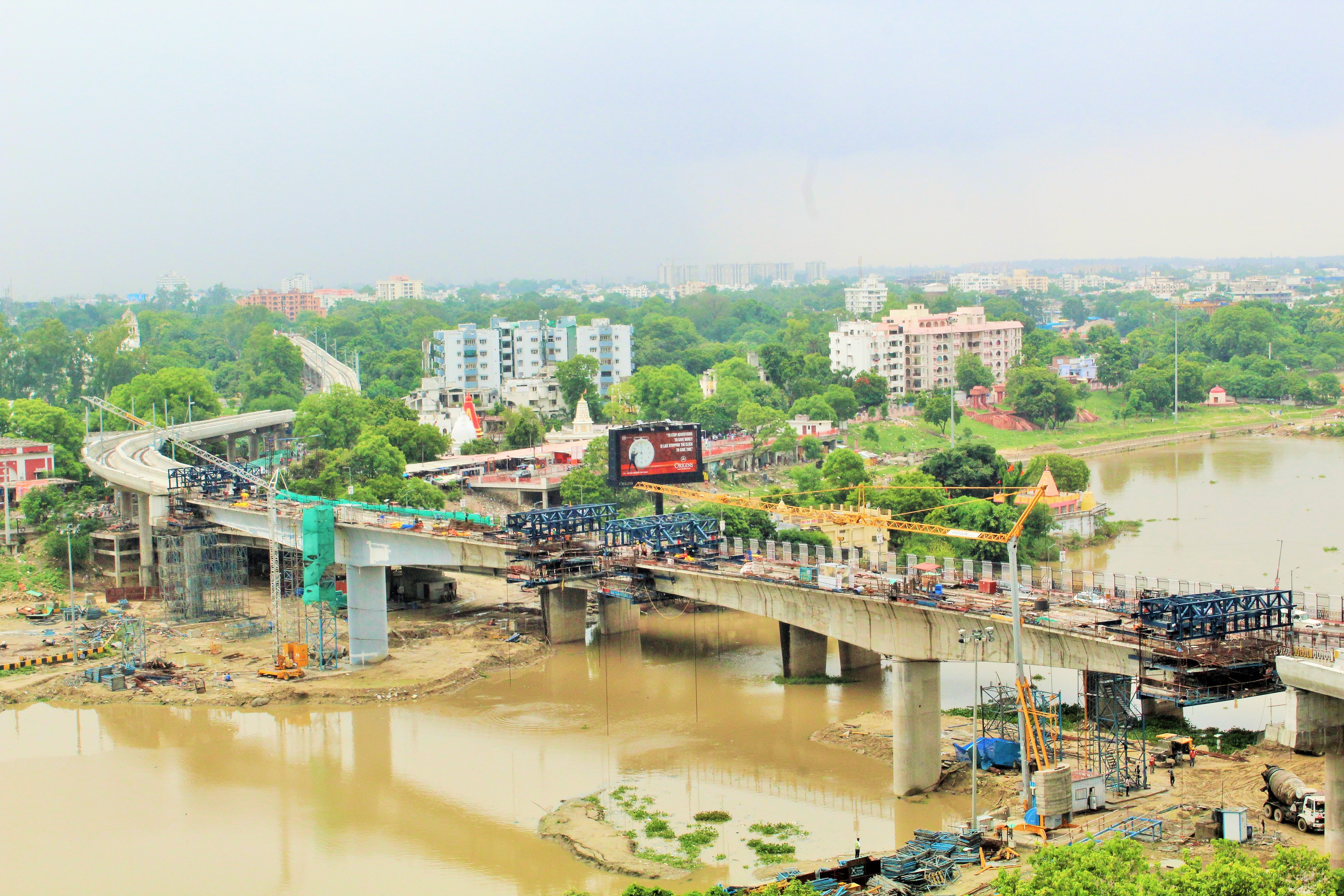 LMRC Completes 80 percent civil work for Metro Bridge Over River Gomti