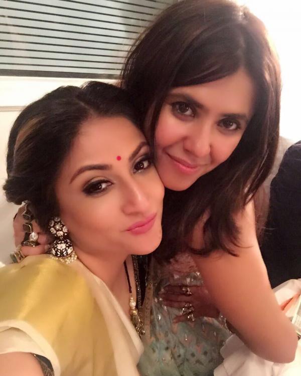 Ekta shared a picture with her