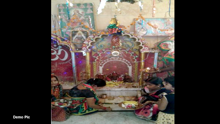 Hardoi: Phoolmati Devi Mandir's statue desecrated in Mallawan