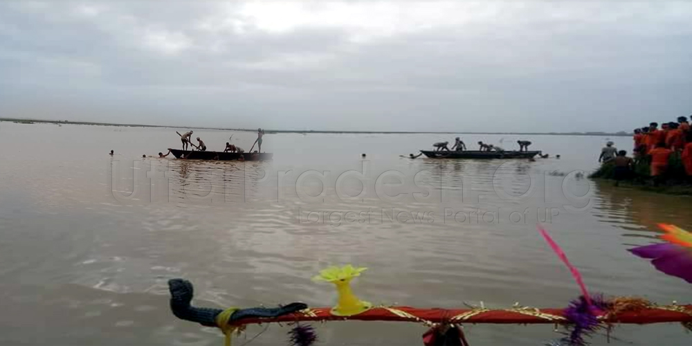 2 kanwariyas drowned they went to take water from river