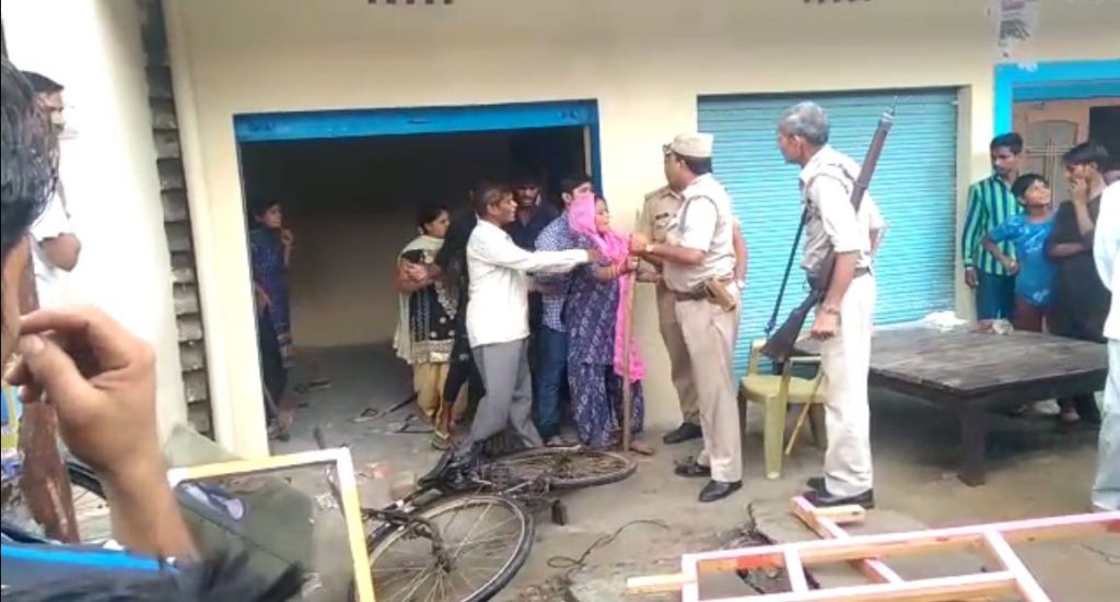 fight between two brothers, for disputed shop, police sorted out matter