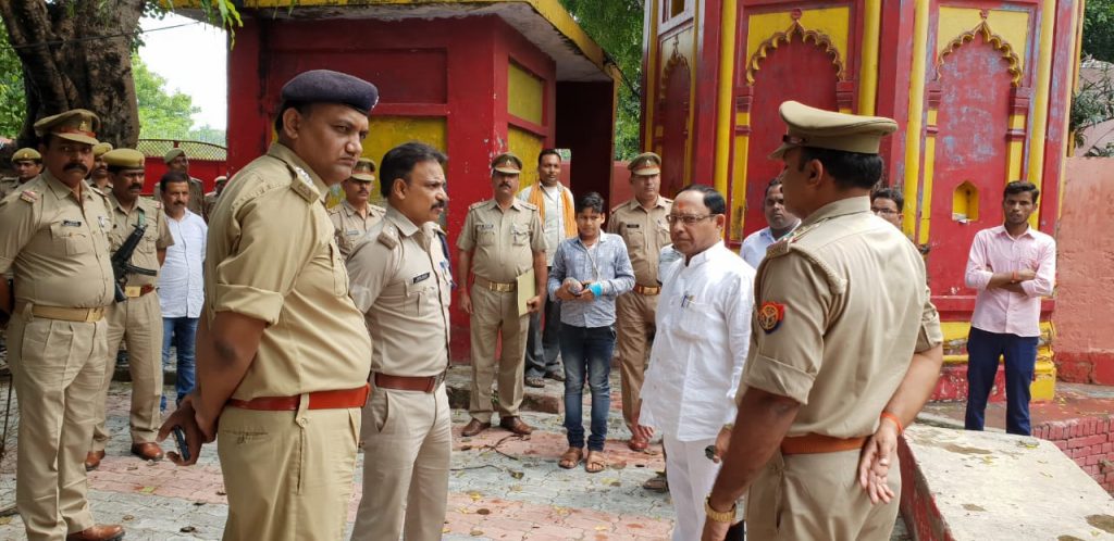 SP alok priyadarshi inspects Shri Mahavir Jhanda Mela