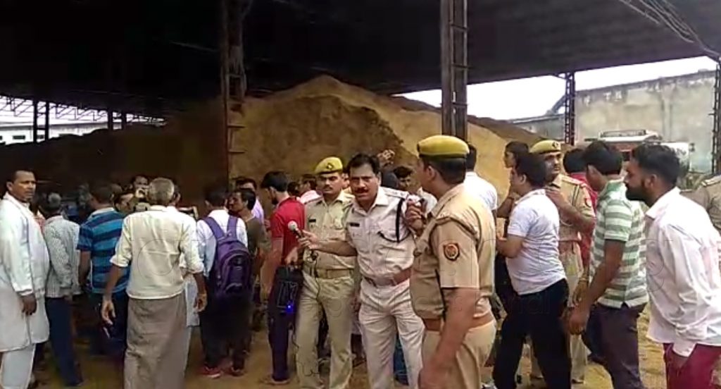 Six People killed 8 scorched By Mithane Gas Cylinder Blast in Mohit Chemical Factory