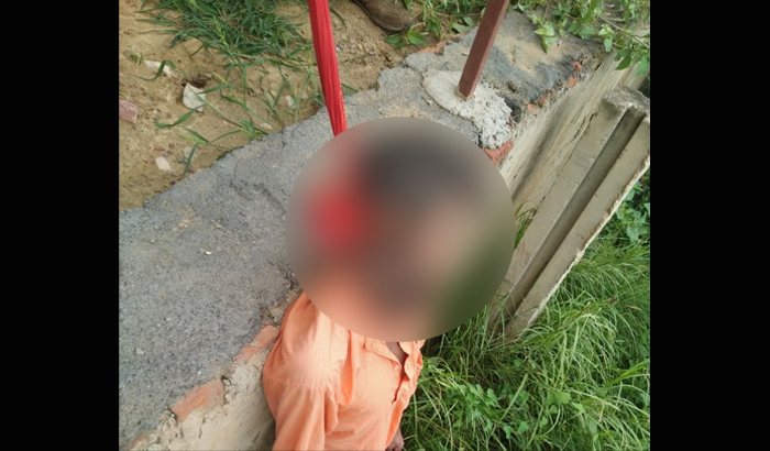 Mathura: Body of a sadhu found hanged from the railing at railway station