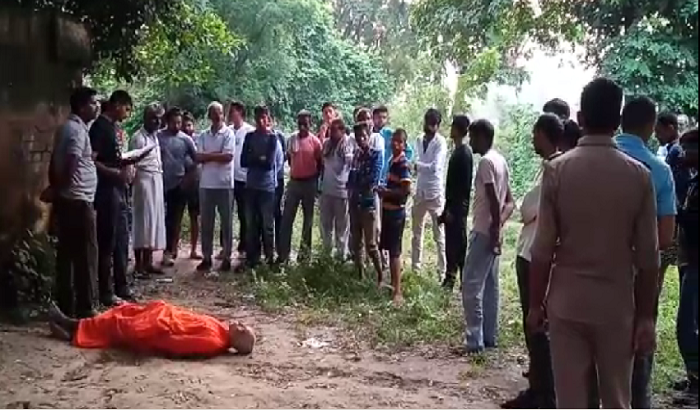 mathura, people found sadhu hanging, doubtful circumstances