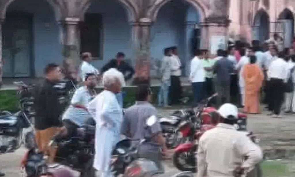 samajwadi party worker shot dead