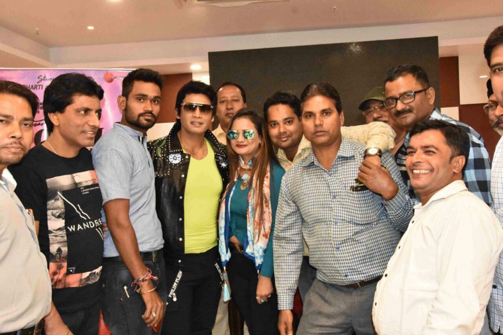 Mausam Ikrar Ke Do Pal Pyar Ke star cast reached Bareilly