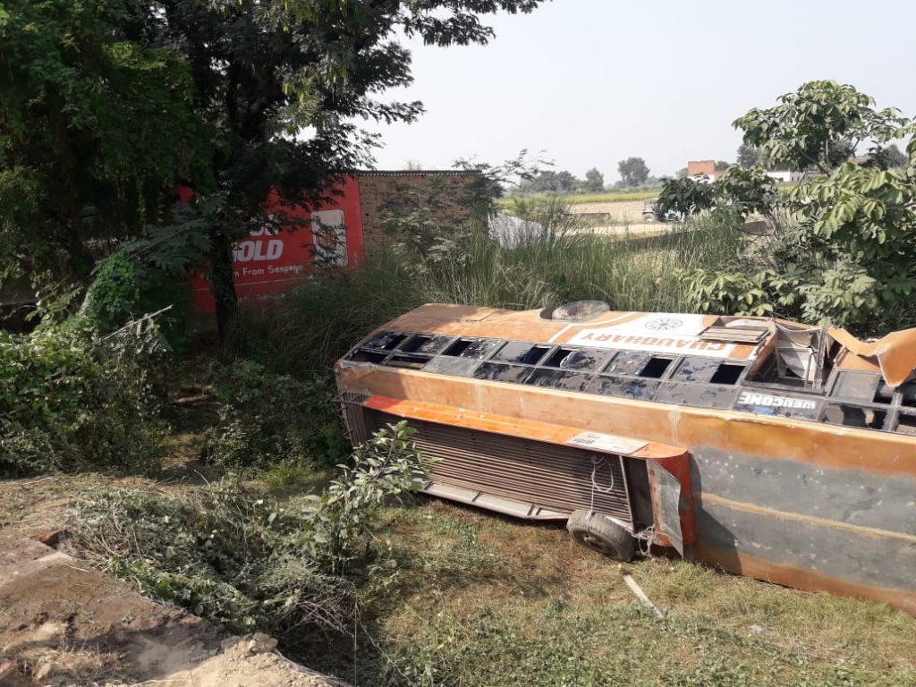 uncontrolled Bus overturned dozen passengers injured