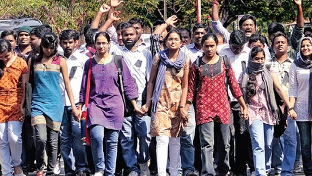 Mathura : Sanskrit University Students Protest and block highway