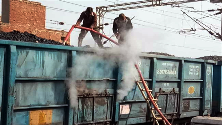 Coal-Laden Goods Train one Wagon Caught fire in Etawah