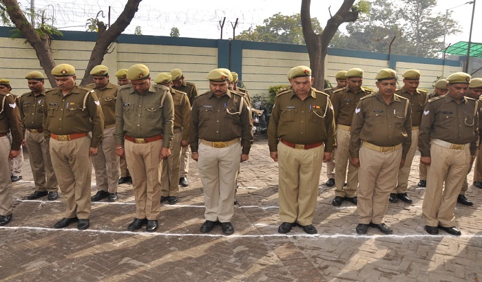 2 minute silence kept in memory of martyrs of freedom struggle