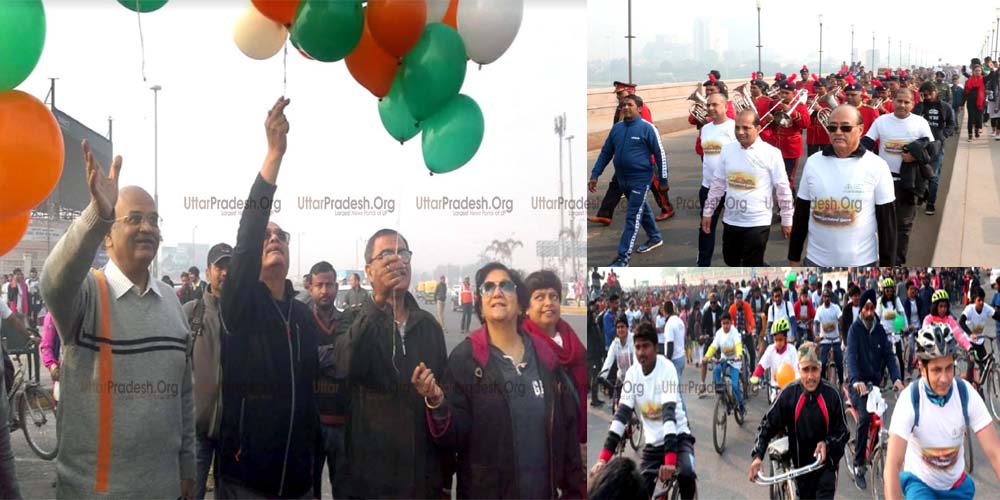 Mayor and DM Started Swasth Lucknow Yatra by flying Balloon