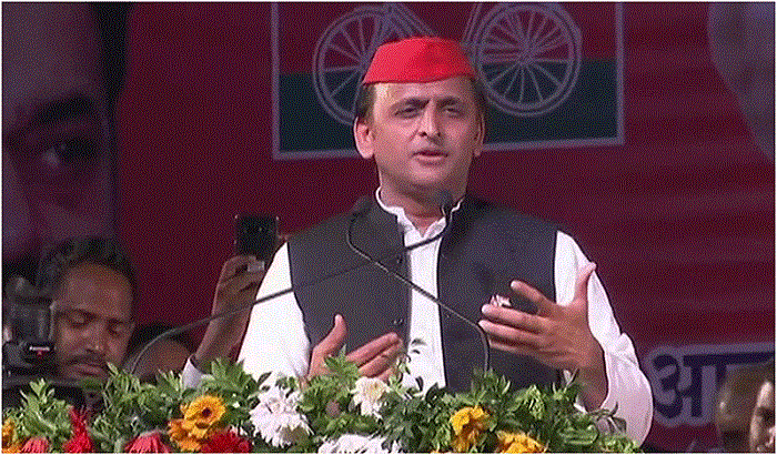 Akhilesh Yadav condoled the incident on Pulwama