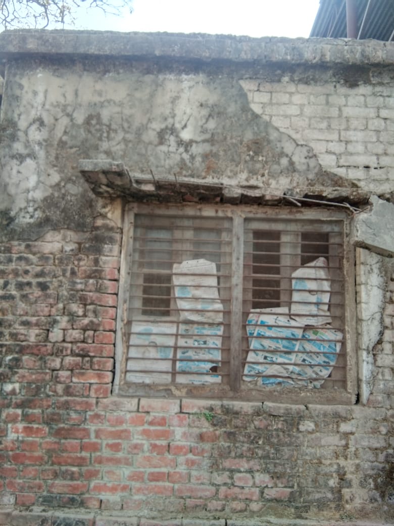 dilapidated building hardoi1