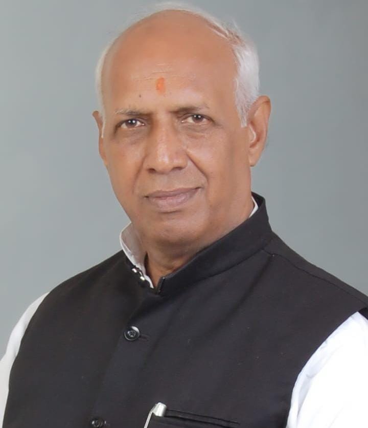 sandila mla