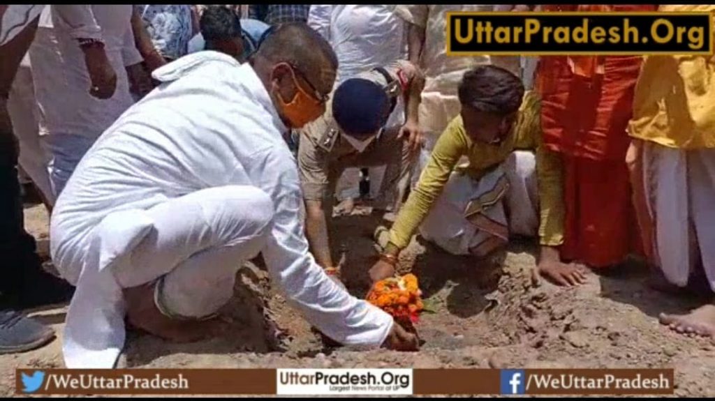 gorakhpur-bhoomipujan-of-the-new-form-gorakhnath-police-station