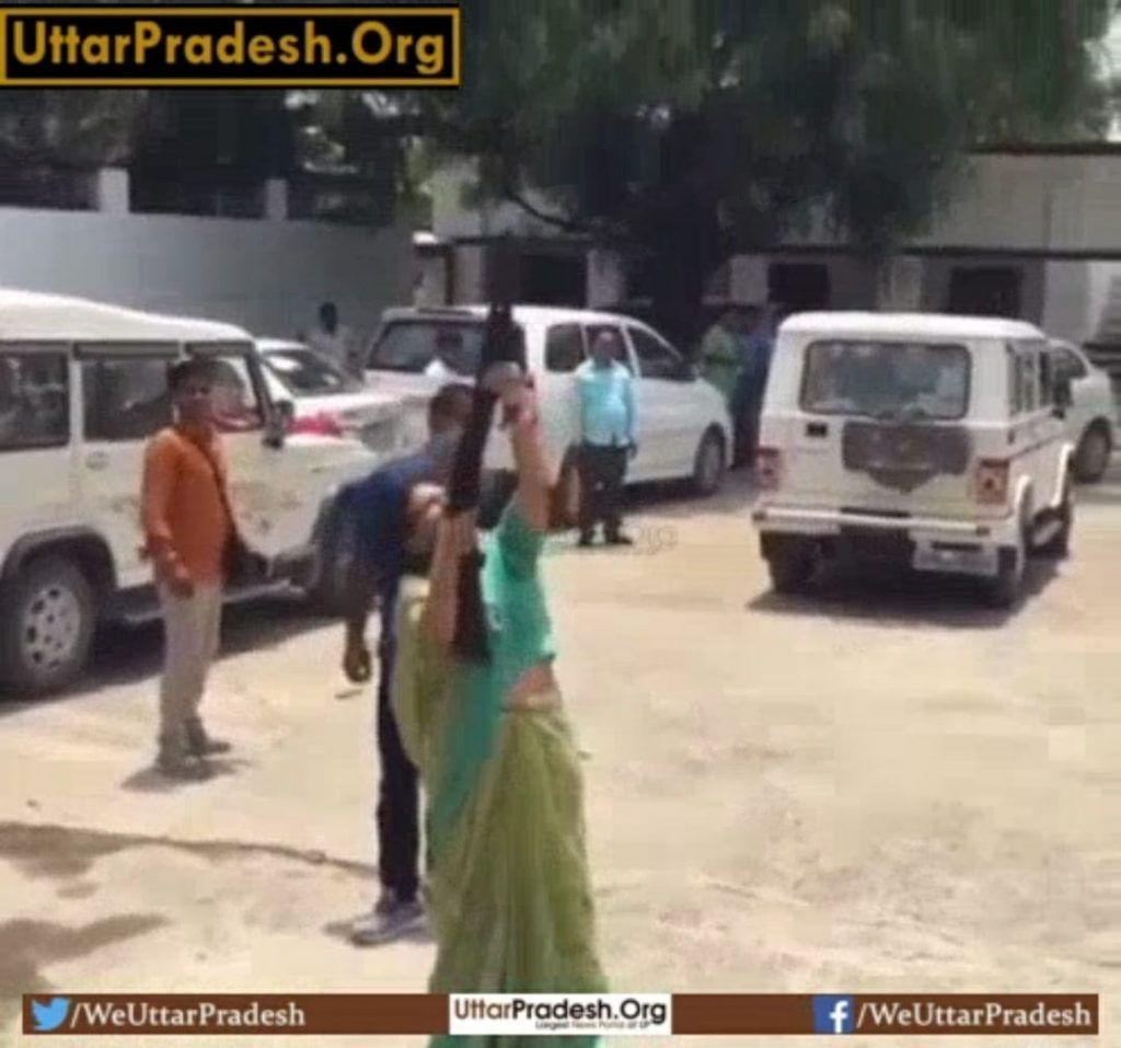 video-of-newly-elected-zilla-panchayat-member-archana-singh-viral