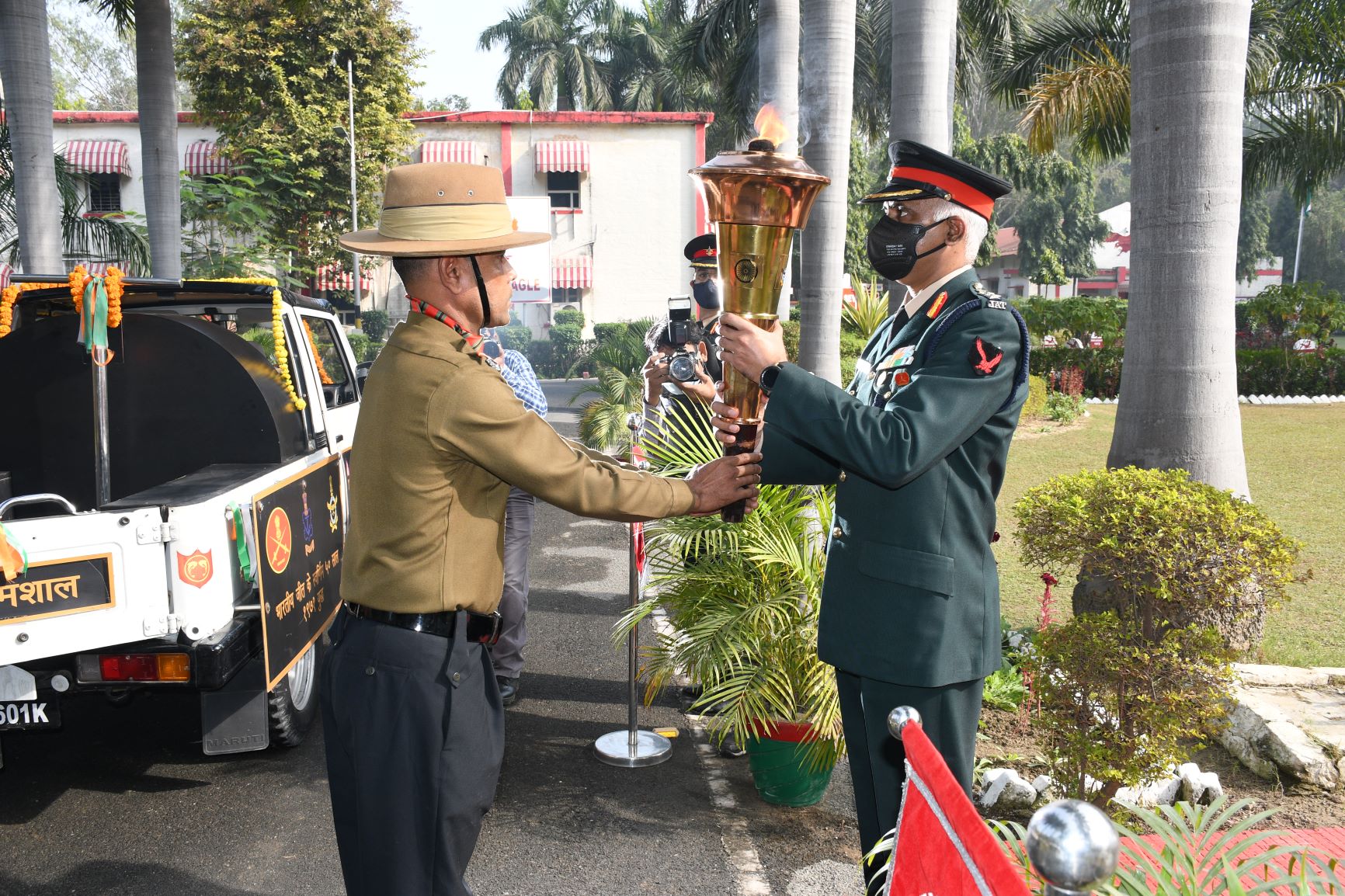 swarnim-vijay-mashaal-victory-flame-welcomed-at-kanpur1