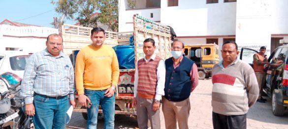 1485-liters-of-illegal-edible-oil-recovered-on-unnao-road-of-hardoi-sandila