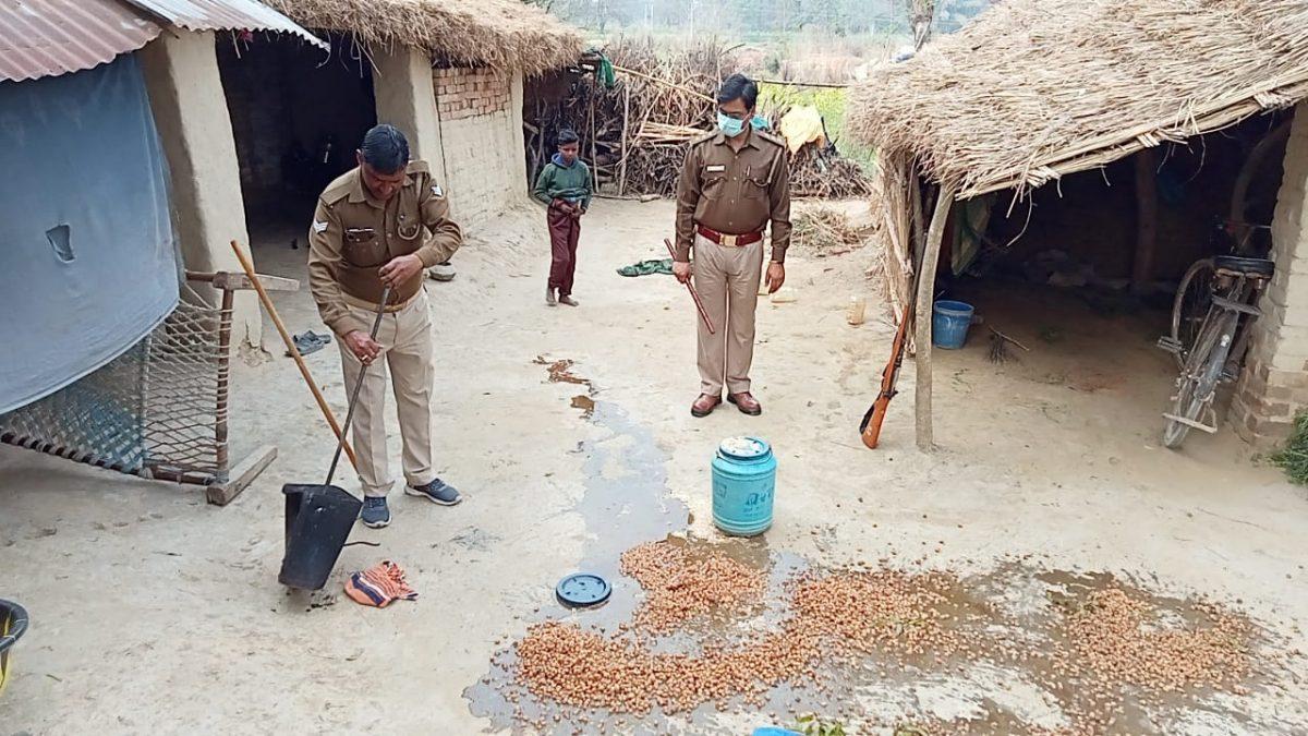 कारवाई करने के साथ लोगों को जागरूक करने में जुटा विभाग,पढ़े डिटेल.