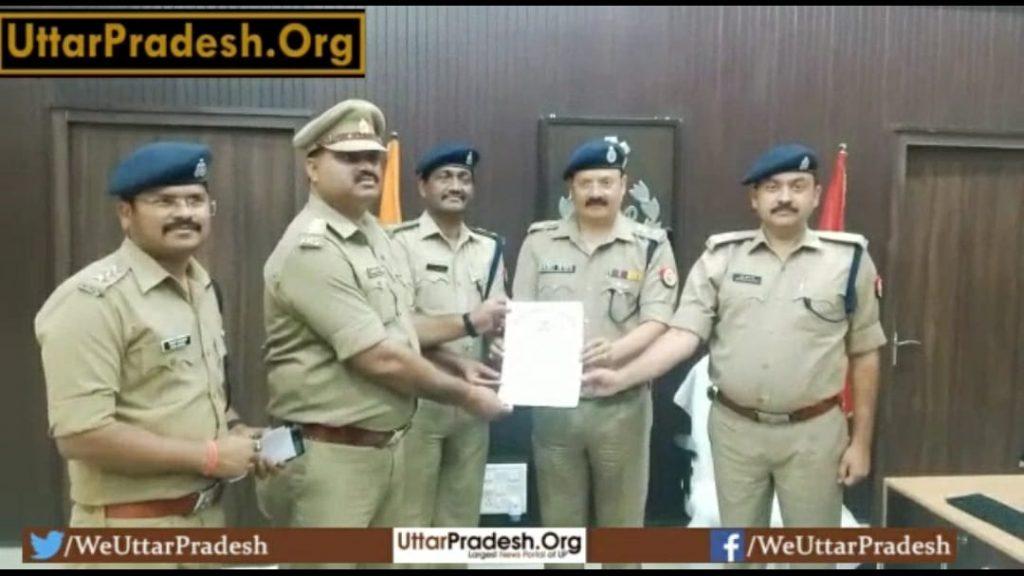 hardoi-in-charge-inspector-tadiawan-rajdev-mishra-honored