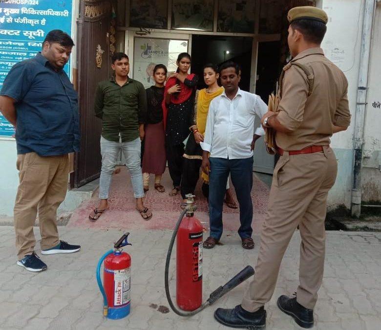 लेवाना कांड के जागे अफसर, संडीला कस्बे में शुरू किया चेकिंग अभियान