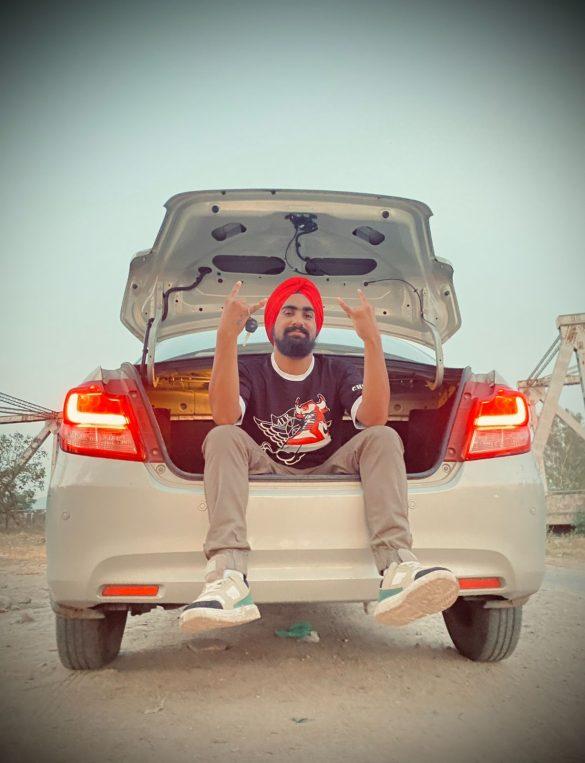 meet-prabhjot-singh-20-years-old-rising-singing-star-from-punjab