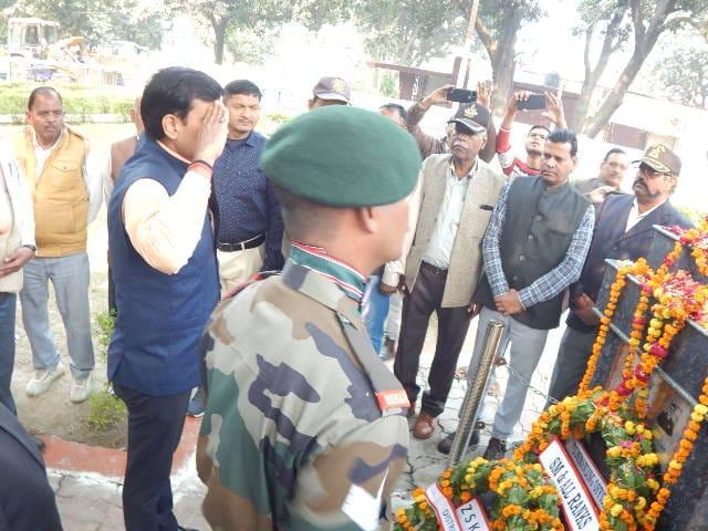 paramveer-chakra-winner-martyr-lt-col-was-remembered2