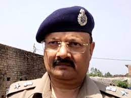 hardoi-sp-rajesh-dirvedi-reshuffled-the-circle-of-co