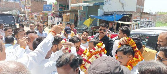 sp-district-president-rajesh-yadav-visited-maa-chandrika-devi