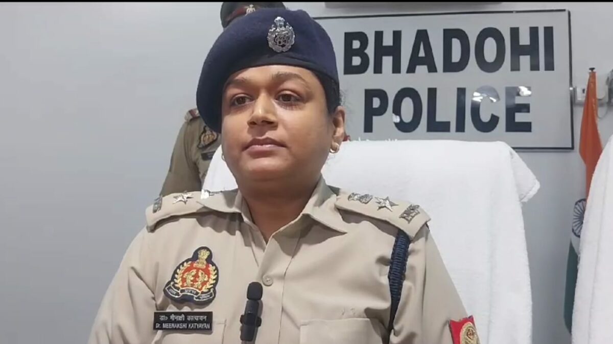 बक्से में मिली एक नाबालिक लड़की के अधजले शव मामले में पुलिस ने बड़ा खुलासा किया