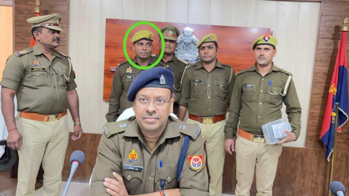 उन्नाव: फर्जी सिपाही पुलिस वर्दी में अवैध वसूली करते गिरफ्तार